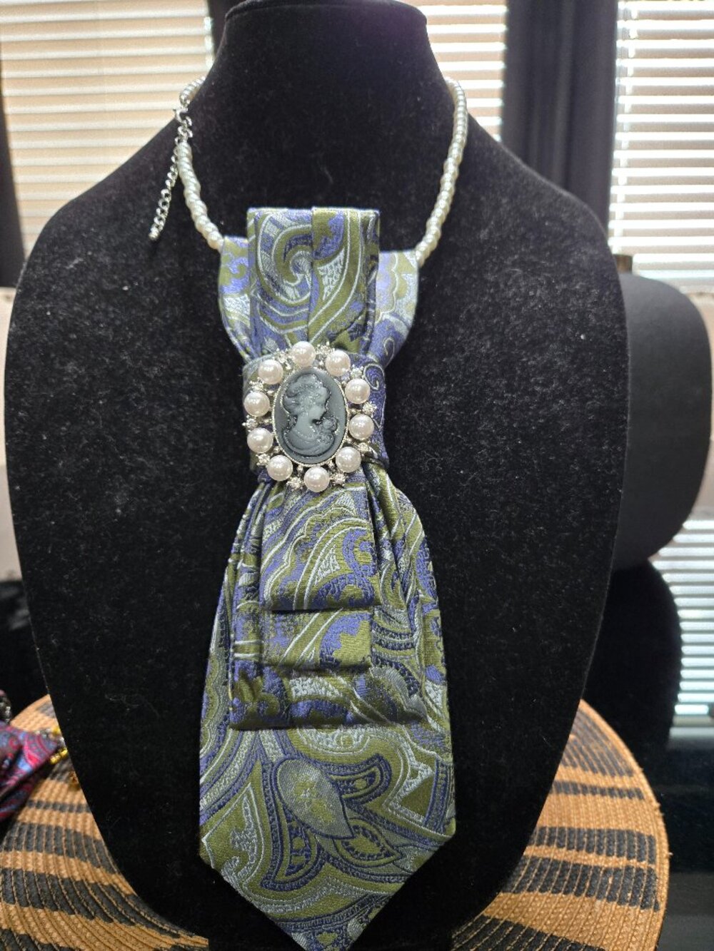 Decorative Tie Necklace with Brooch